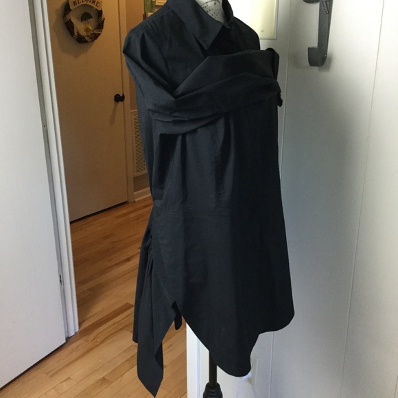 Doncaster Unique Asymmetrical button front tunic - Picture 4 of 7